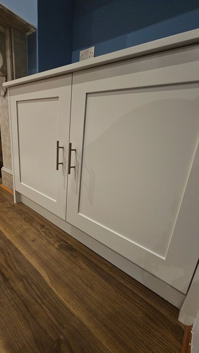 Built-in cabinet after a clean spray finish